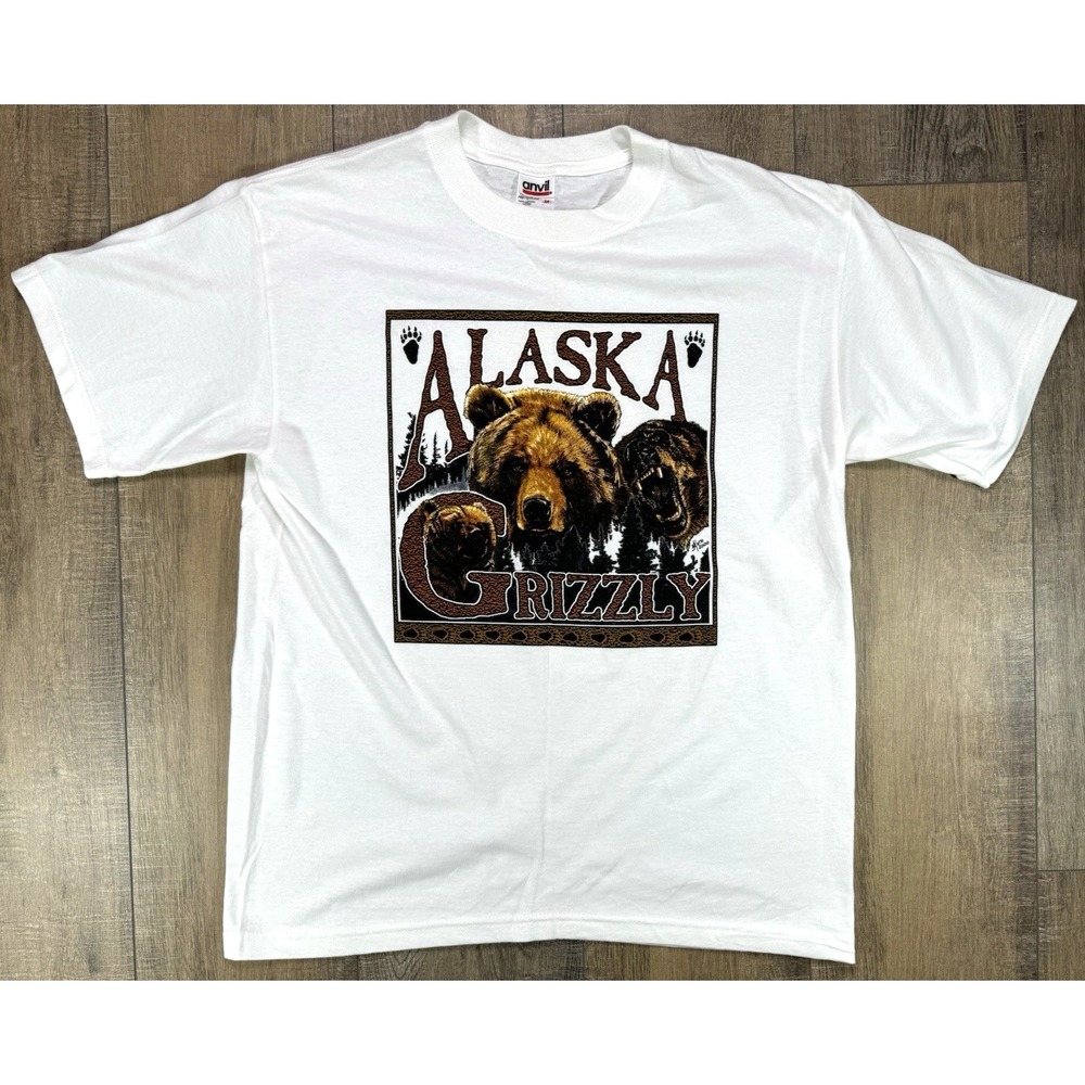 Vintage 2000's Alaska Grizzly Bear Paint T Shirt by Keith White Men's Size Med